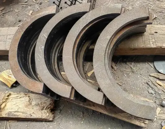 Fra råmateriale til færdig sliddel: Vores produktionsrejse